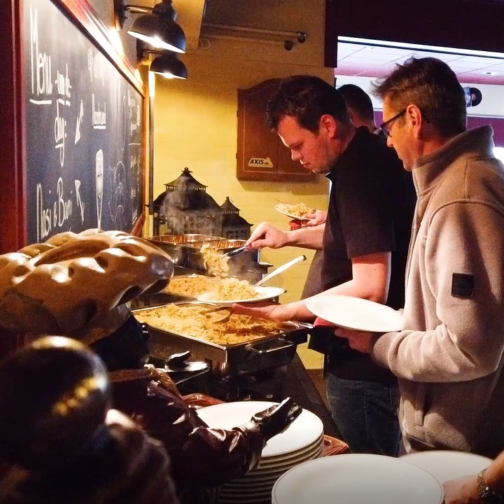 sport-cafe-eten-en-drinken-buffet-goede-lokatie-in-nederland