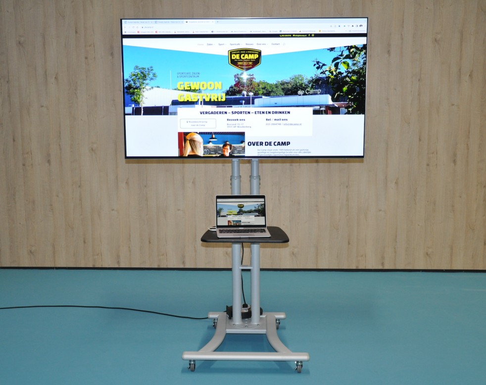 65 inch mobiel smart flatscreen De Camp